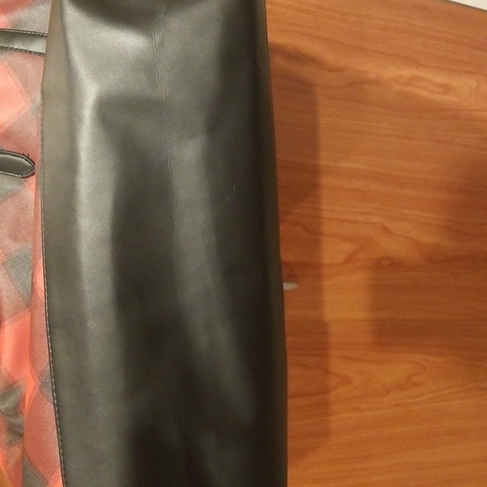 Red and Black Victoria’s Secret Tote - Picture 3 of 3
